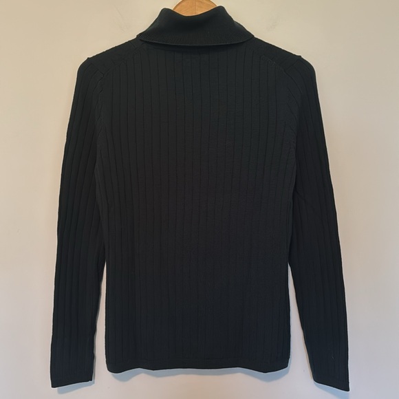 Banana Republic NWOT Merino Wool Turtleneck Sweater - Picture 4 of 7